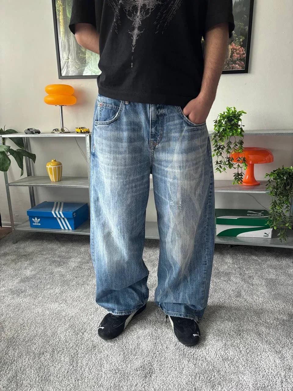 Lazer Detaylı Baggy Jeans